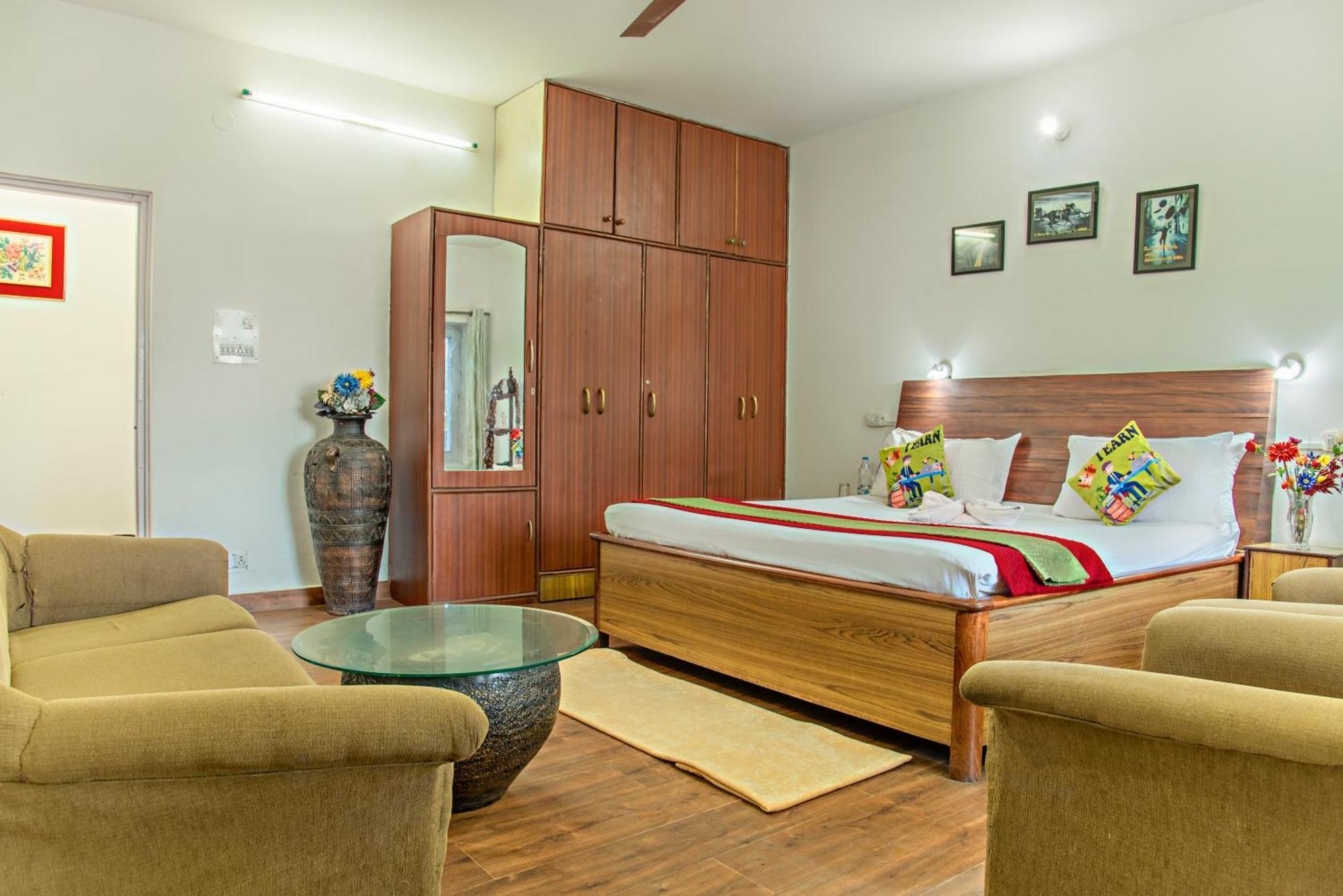 5 Bedrooms By Humble Stay กัสซอลี ภายนอก รูปภาพ