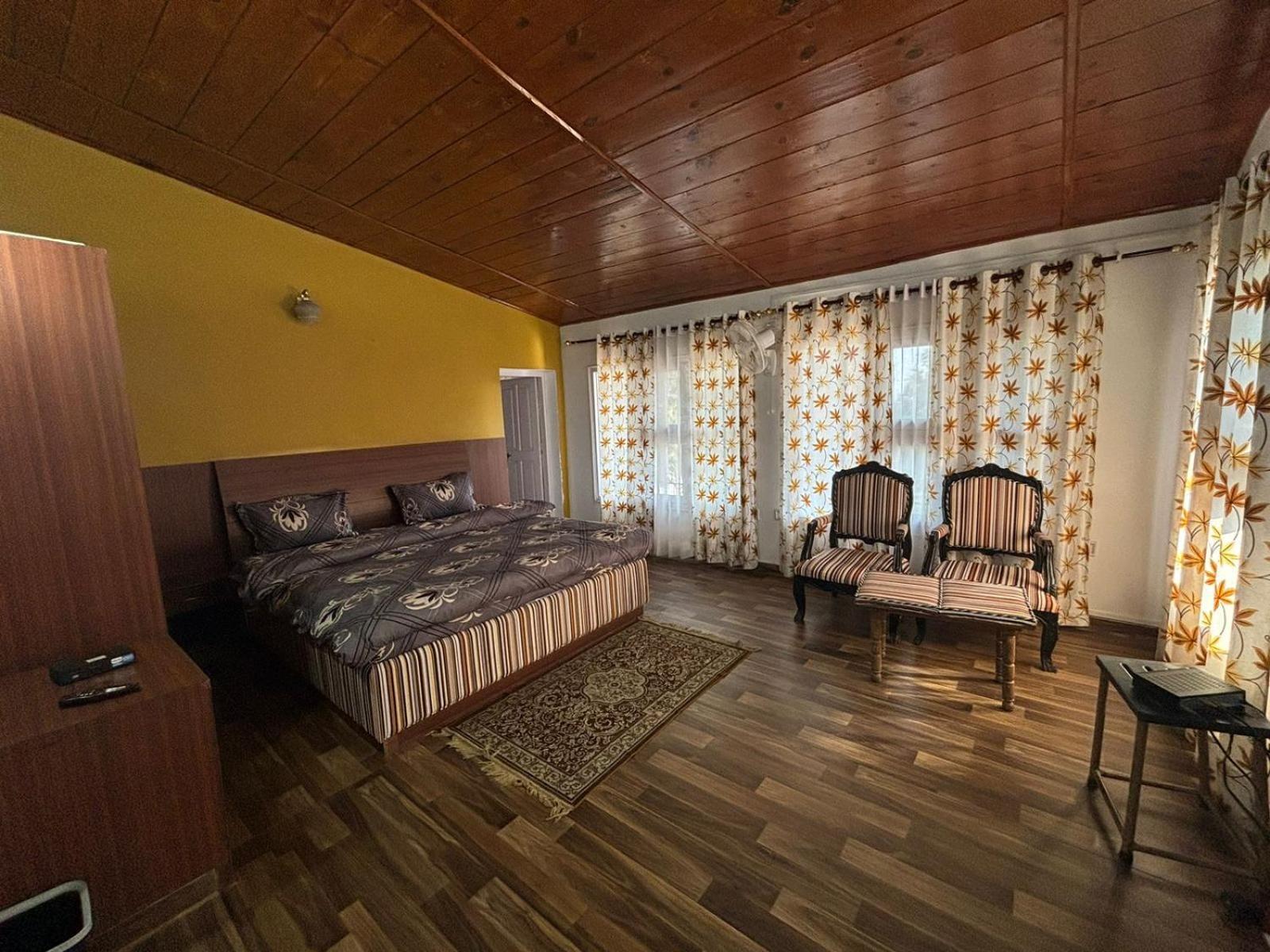 5 Bedrooms By Humble Stay กัสซอลี ภายนอก รูปภาพ